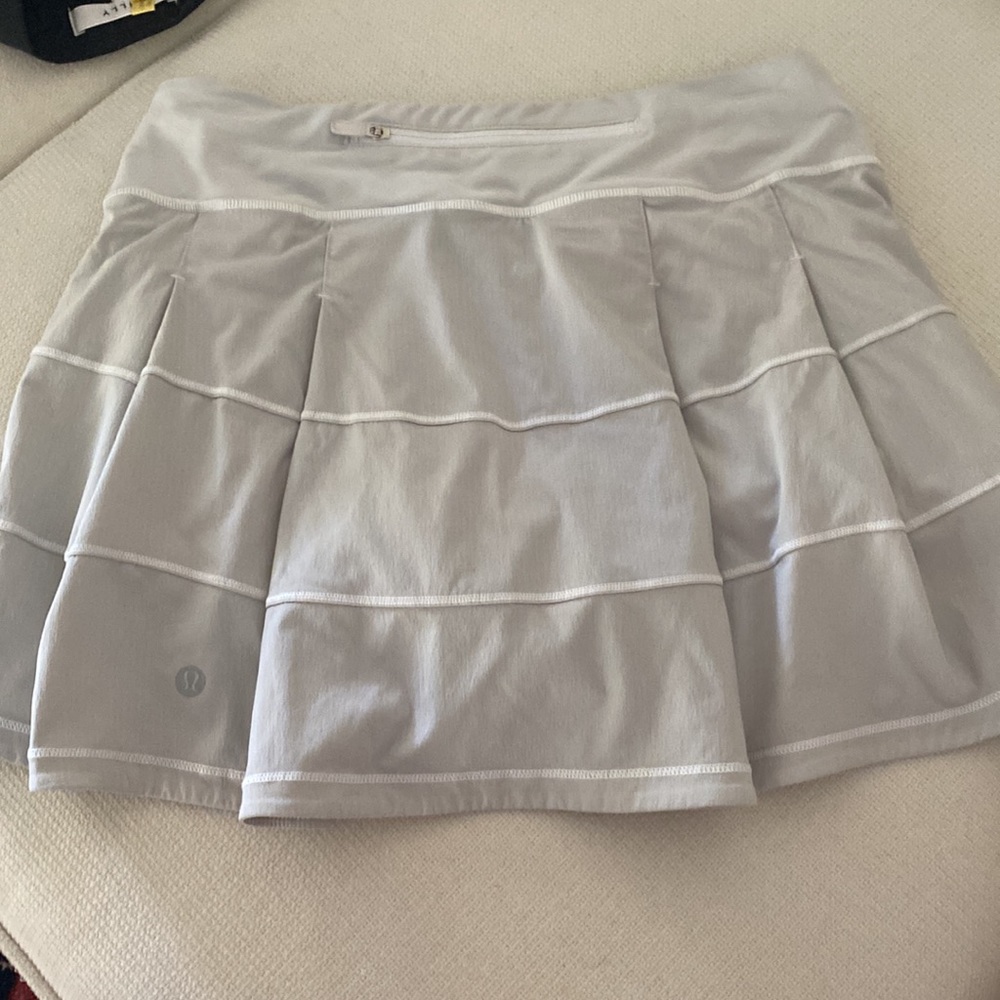 Lululemon pace rival mid rise skirt